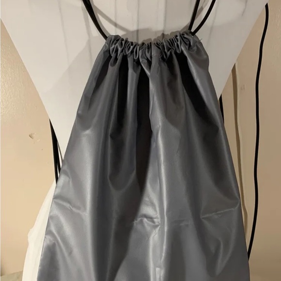 Alexander Wang & H&M VIP Pro Drawstring Back Pack Yoga Gym Beach Bag Limited NEW - Picture 3 of 6